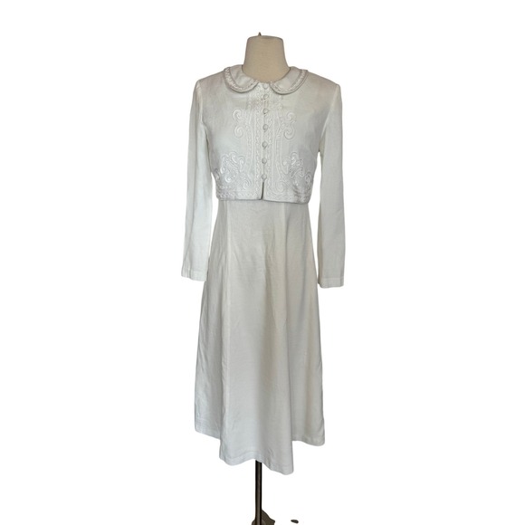 karin stevens Dresses & Skirts - karin stevens White Long Sleeve Midi Dress Soutache Embroidery Collar‎ Bolero 6P